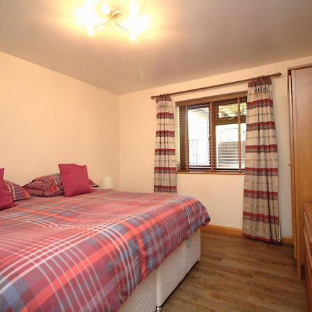 Highfields Holidays Bed & Breakfast Peterborough Exterior photo