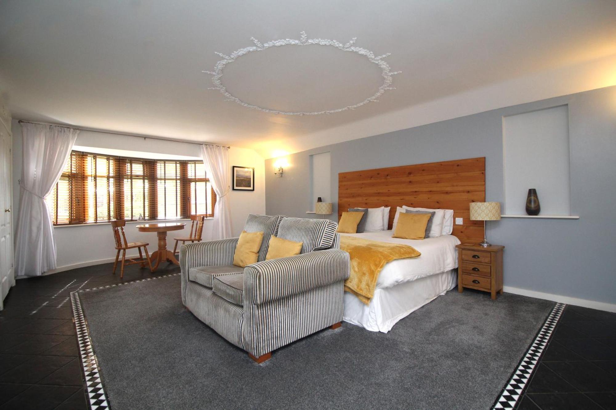 Highfields Holidays Bed & Breakfast Peterborough Exterior photo